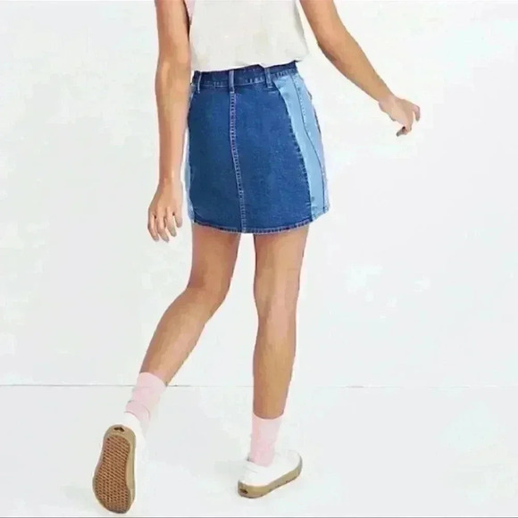 Madewell Denim Mini Skirt Button Front 2 Tone Blue Jean Size 26 - Picture 2 of 14